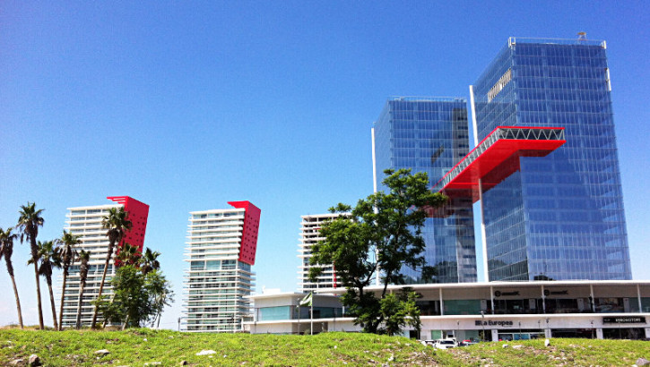 Central Park — Comercial en Querétaro
